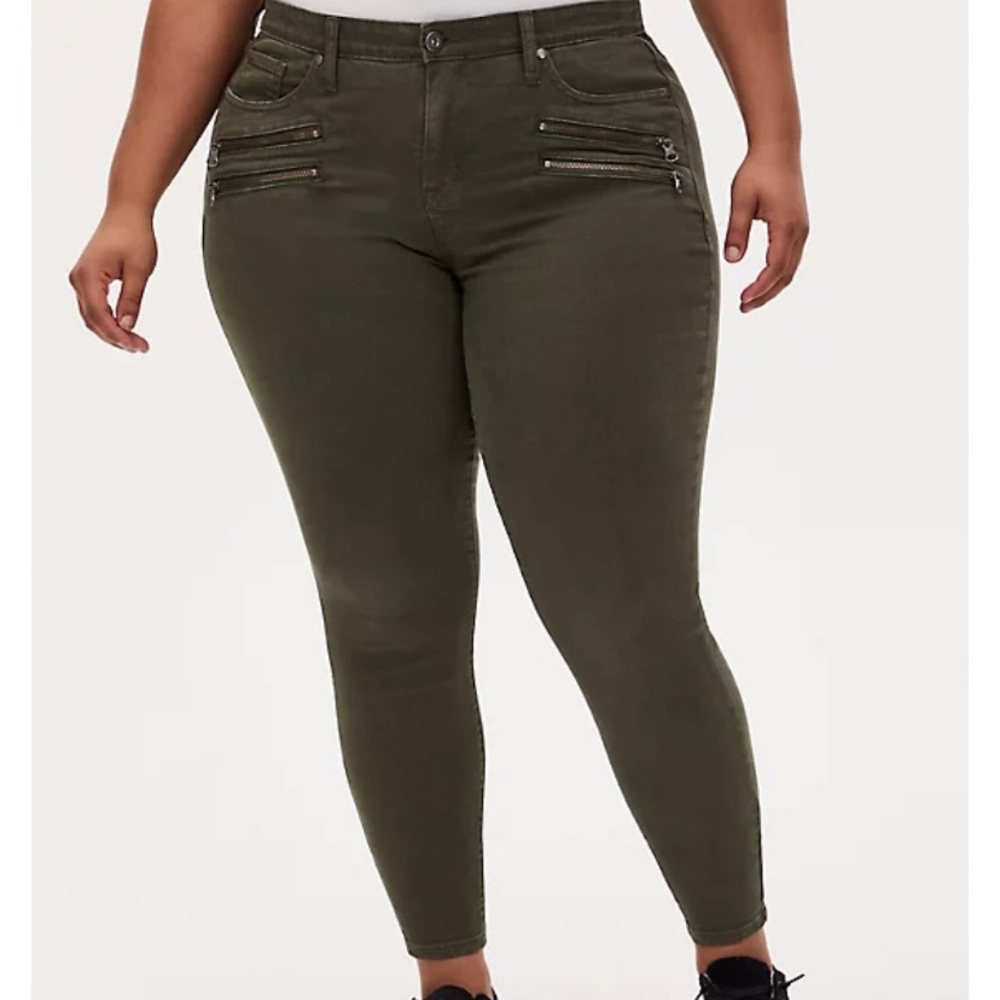 SKY HIGH SKINNY JEAN - SUPER SOFT OLIVE